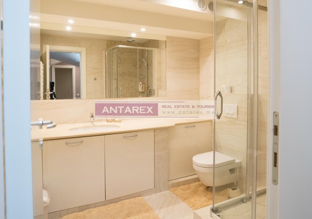 Апартаменты в Тивате, Черногория, 93 м² - фото 3