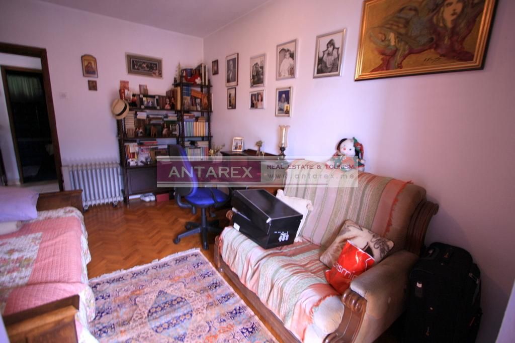 Вилла в Доброте, Черногория, 132 м² - фото 3