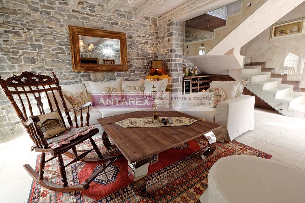 Вилла в Тивате, Черногория, 125 м² - фото 3