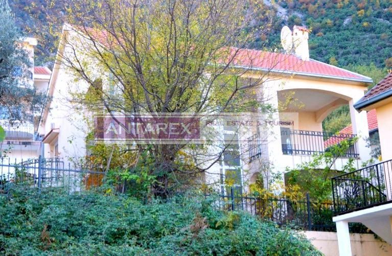 Вилла в Прчани, Черногория, 123 м² - фото 3