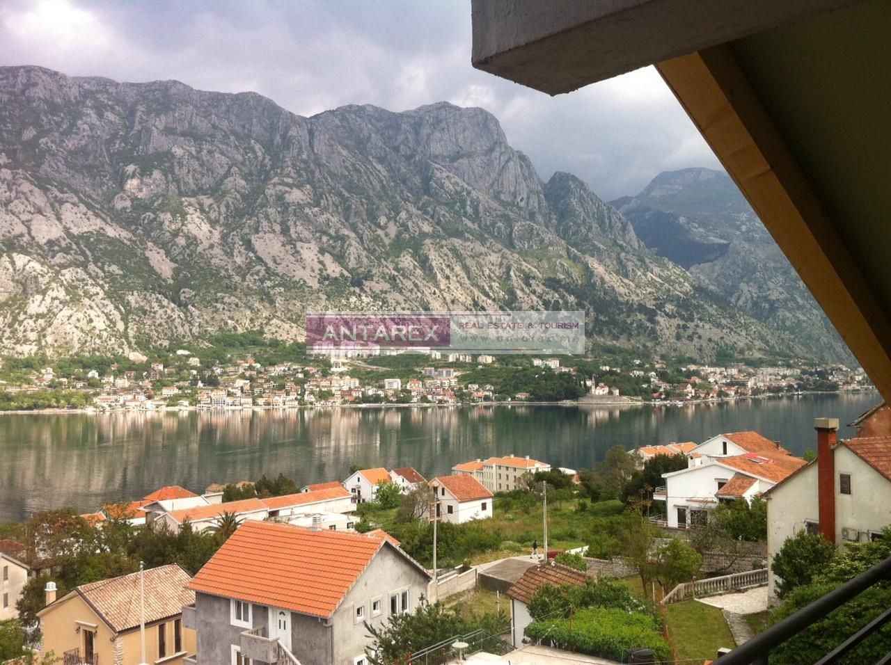 Вилла в Прчани, Черногория, 357 м² - фото 3