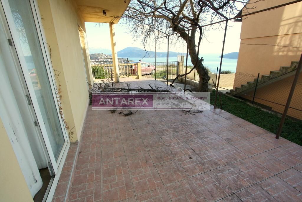 Вилла в Херцег-Нови, Черногория, 140 м² - фото 3