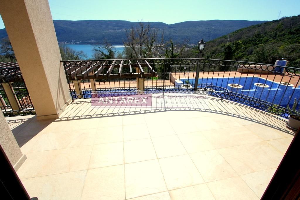 Апартаменты в Херцег-Нови, Черногория, 79 м² - фото 3