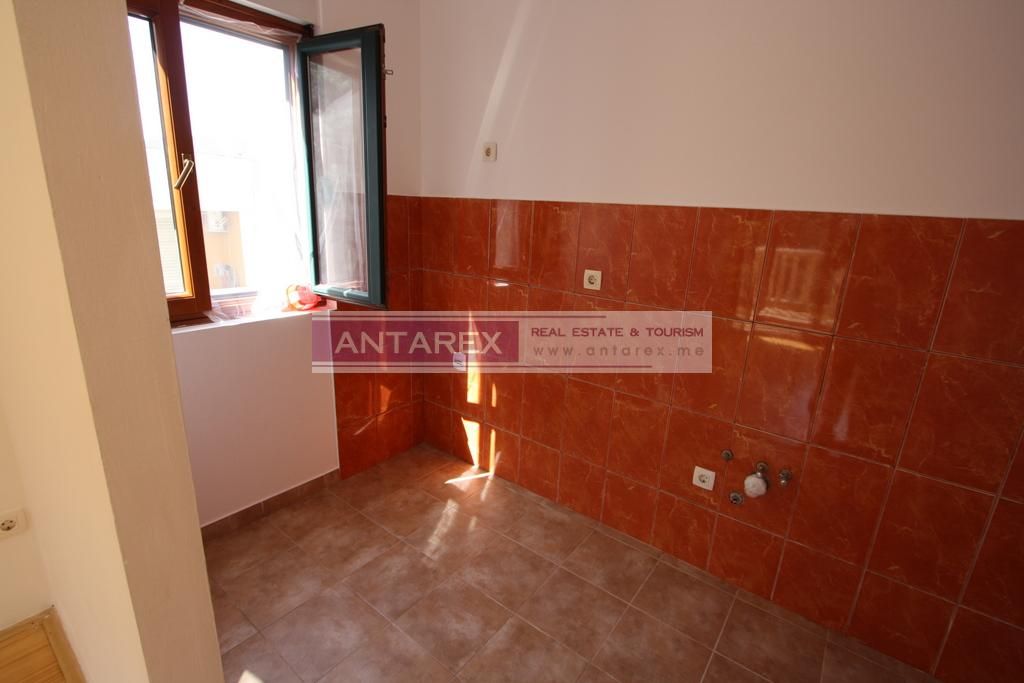 Апартаменты в Херцег-Нови, Черногория, 47 м² - фото 3