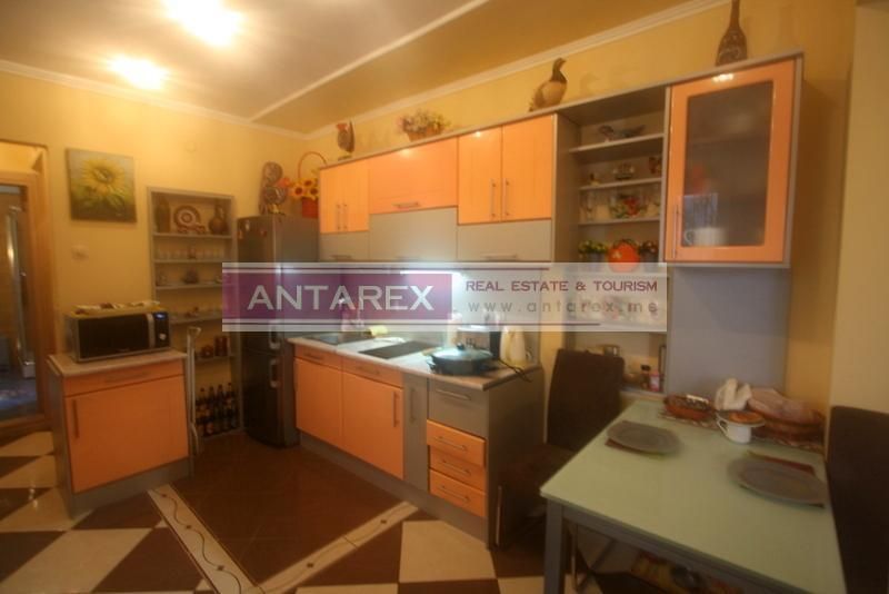 Апартаменты в Херцег-Нови, Черногория, 60 м² - фото 3