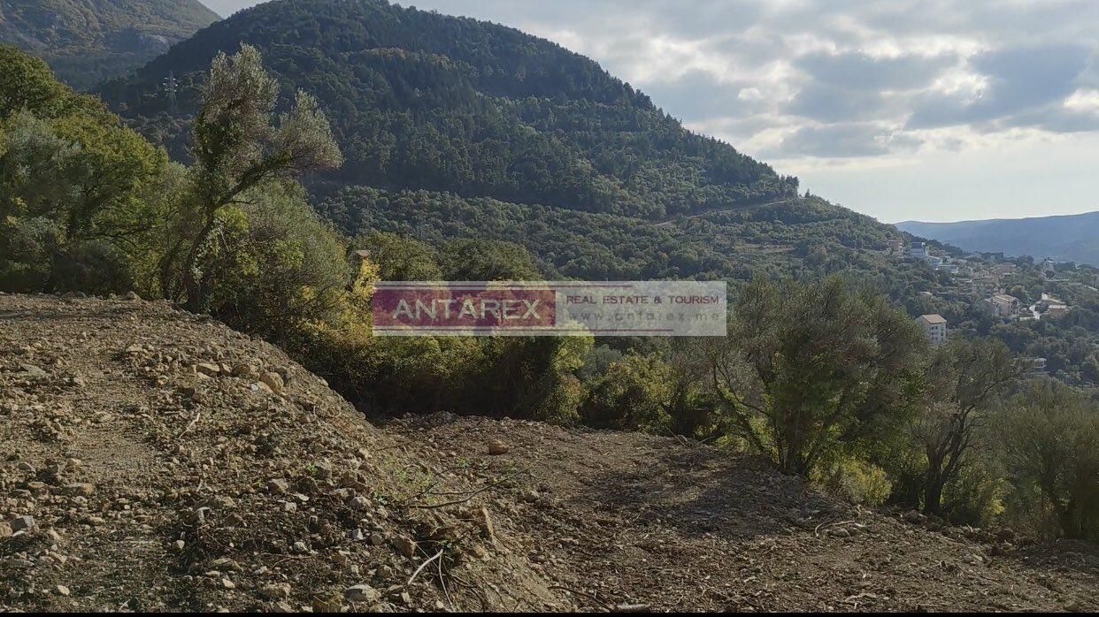 Земля в Каваче, Черногория, 1 360 м² - фото 2