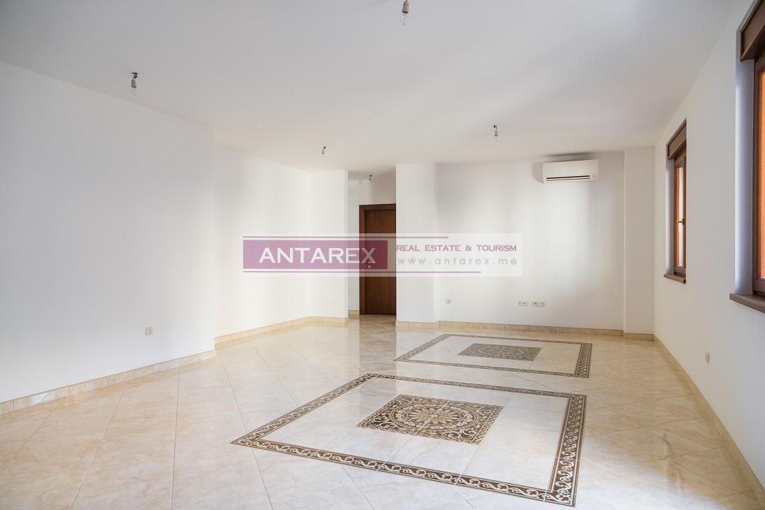 Апартаменты в Бечичи, Черногория, 99 м² - фото 3