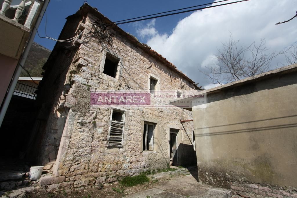 Вилла в Каменари, Черногория, 150 м² - фото 3