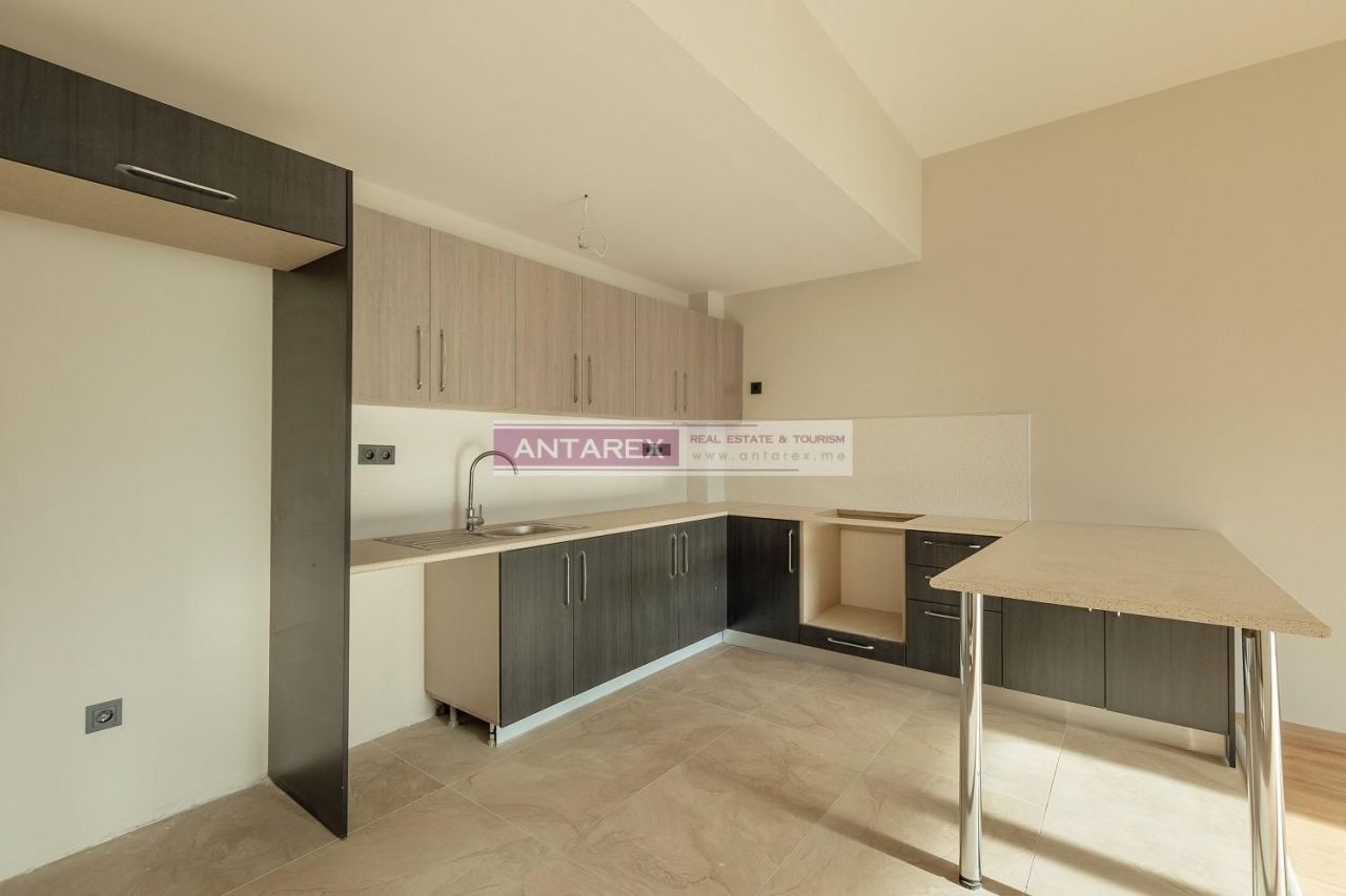 Апартаменты в Херцег-Нови, Черногория, 61 м² - фото 3