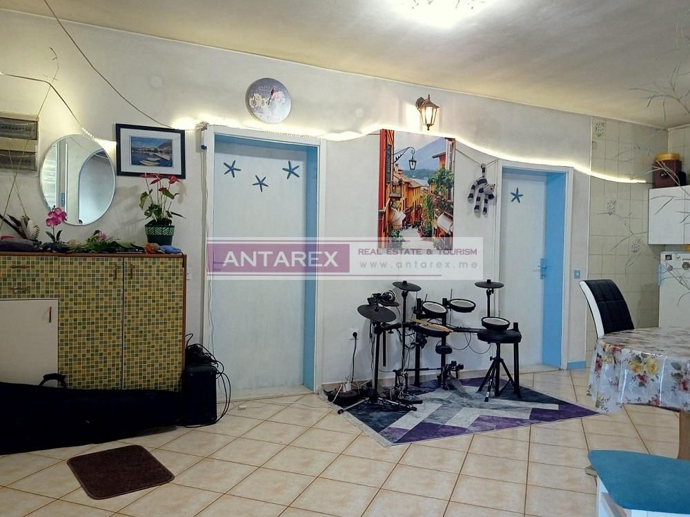 Вилла в Херцег-Нови, Черногория, 144 м² - фото 3