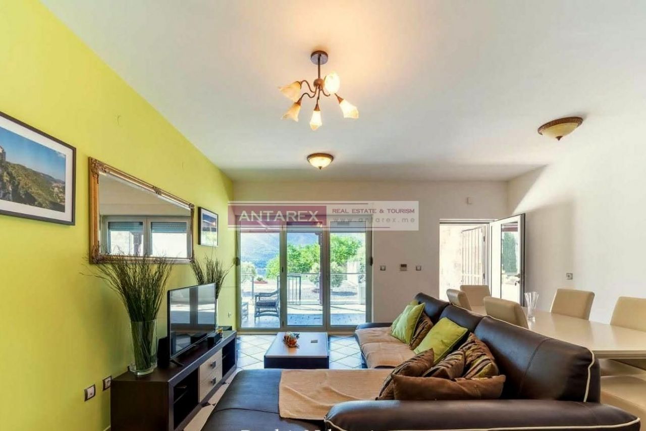 Апартаменты в Доброте, Черногория, 75 м² - фото 3