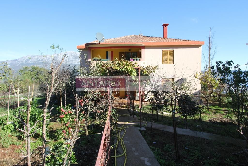 Вилла в Херцег-Нови, Черногория, 246 м² - фото 3