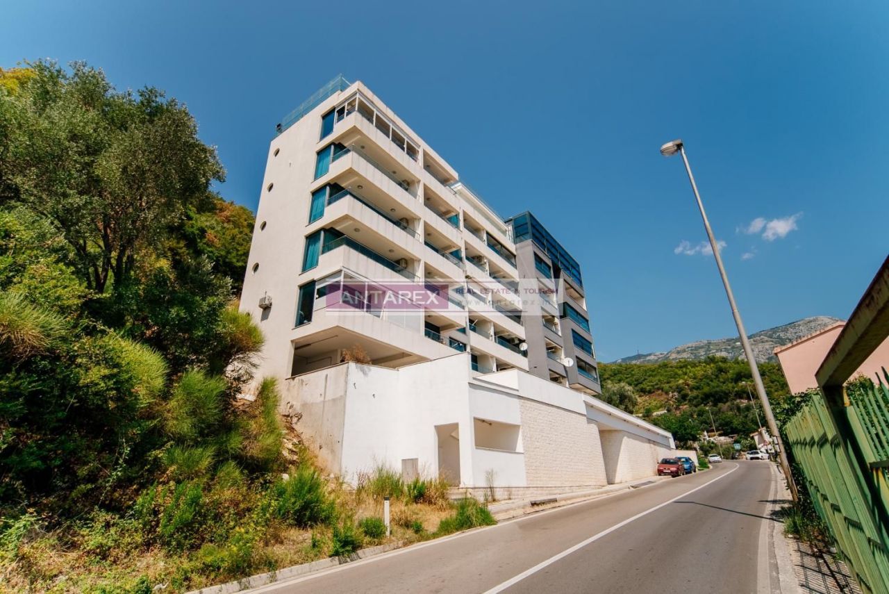 Апартаменты в Бечичи, Черногория, 233 м² - фото 3