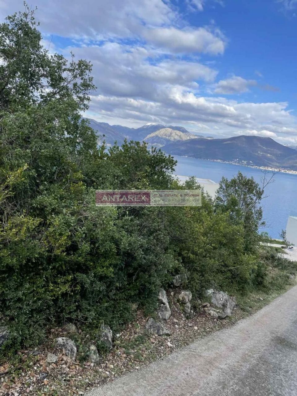 Земля в Крашичах, Черногория, 577 м² - фото 3