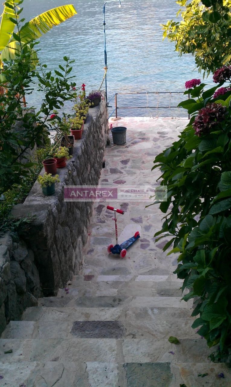 Вилла в Столиве, Черногория, 83 м² - фото 4