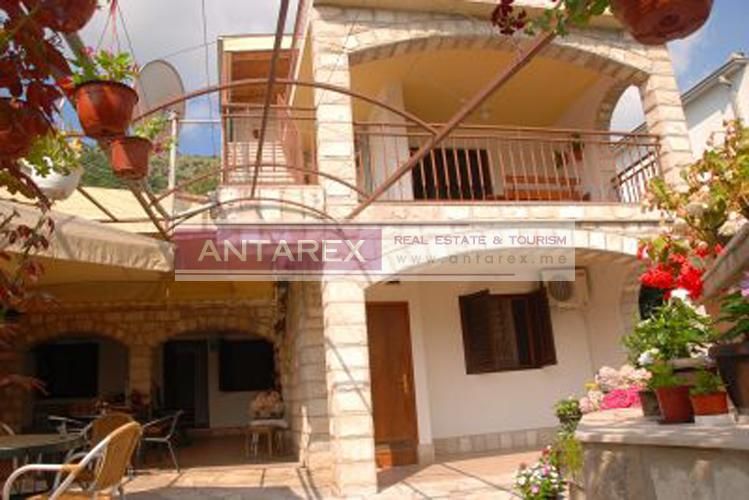 Вилла в Игало, Черногория, 228 м² - фото 4