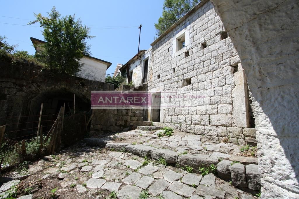 Вилла в Игало, Черногория, 101 м² - фото 4