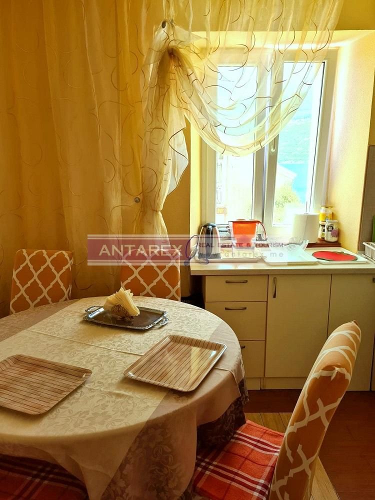 Апартаменты в Херцег-Нови, Черногория, 100 м² - фото 4