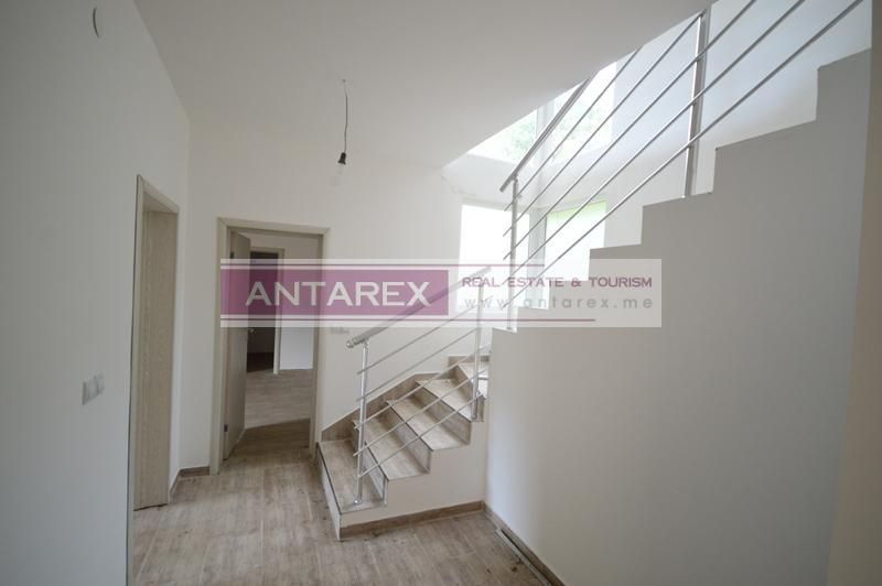 Вилла в Игало, Черногория, 223 м² - фото 5