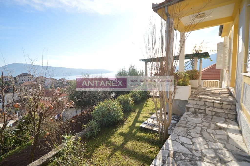 Вилла в Херцег-Нови, Черногория, 90 м² - фото 5