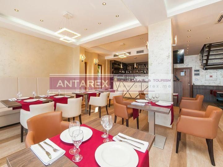 Коммерческая недвижимость в Биеле, Черногория, 1 000 м² - фото 5