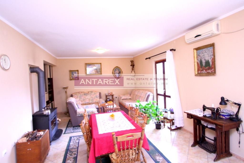 Вилла в Ораховаце, Черногория, 296 м² - фото 5