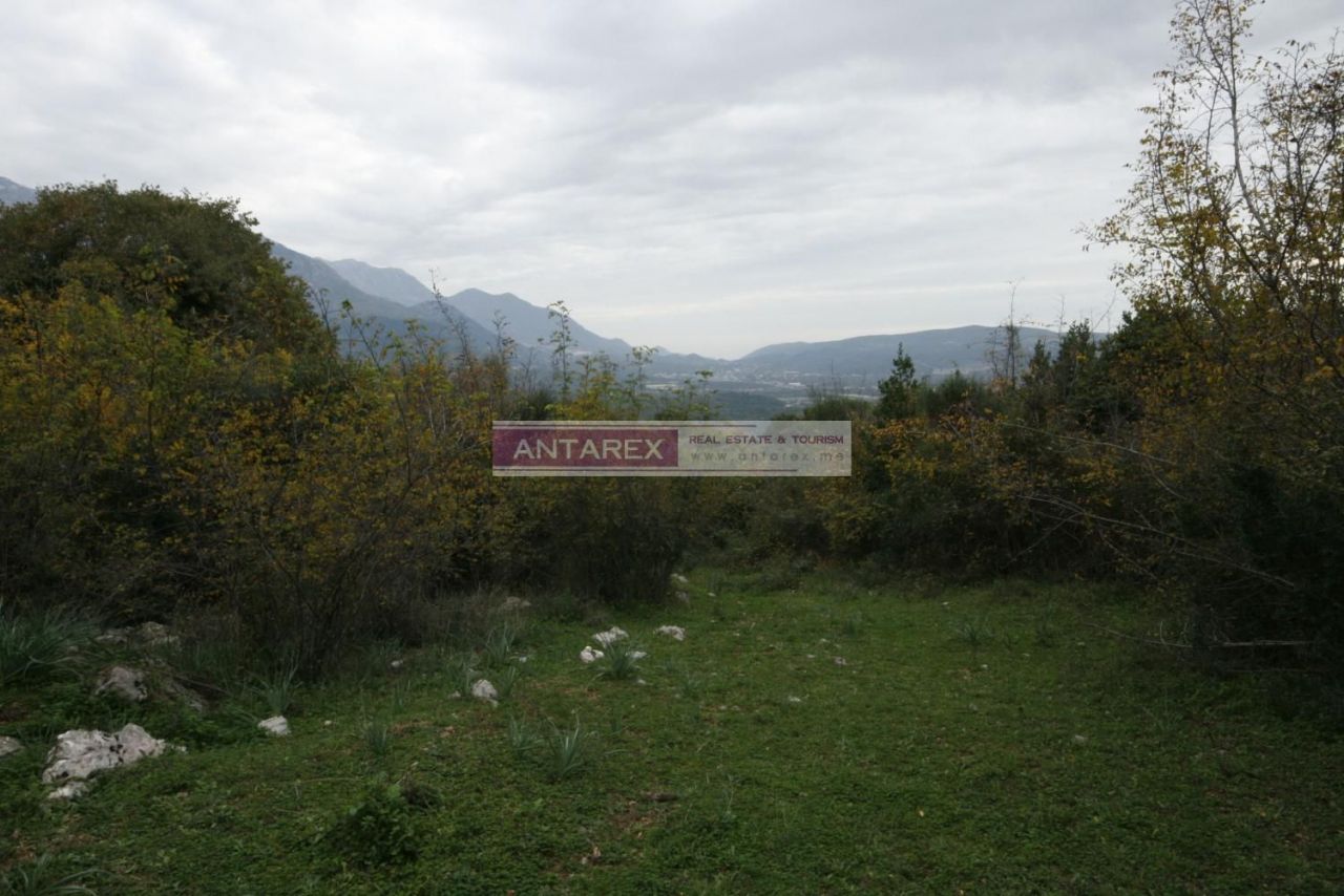 Земля в Тивате, Черногория, 30 000 м² - фото 5