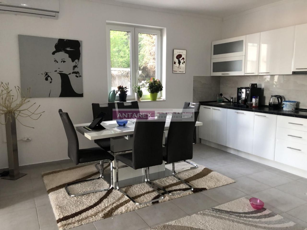 Вилла в Тивате, Черногория, 288 м² - фото 5