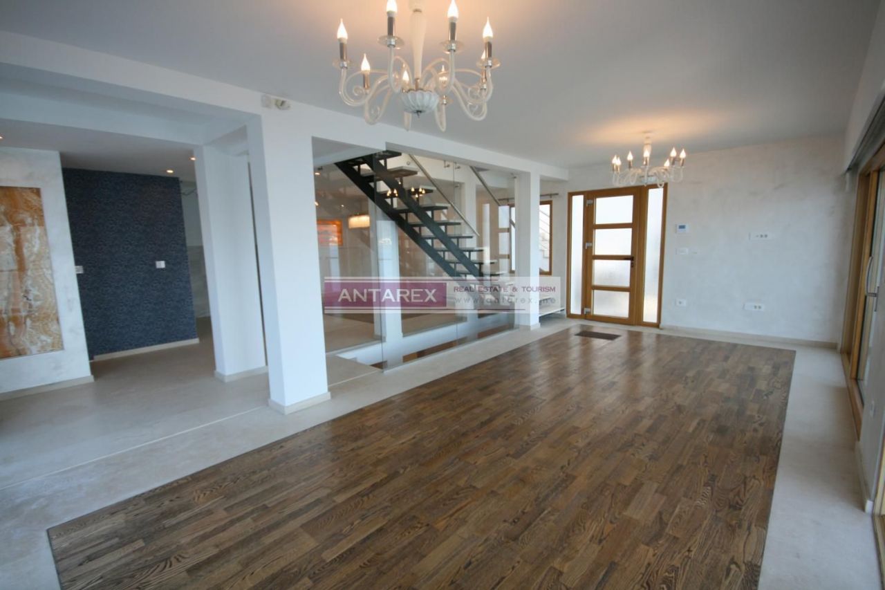 Вилла в Крашичах, Черногория, 300 м² - фото 5