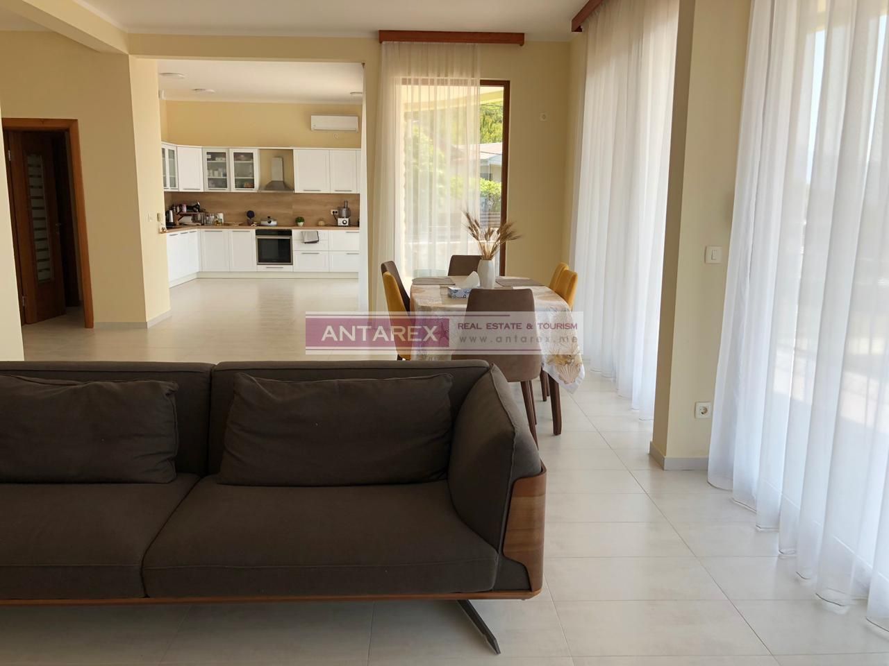 Вилла в Шушани, Черногория, 600 м² - фото 5