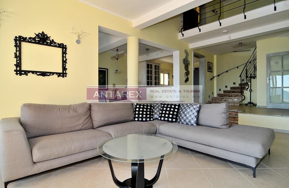 Вилла в Херцег-Нови, Черногория, 5 704 сот. - фото 5