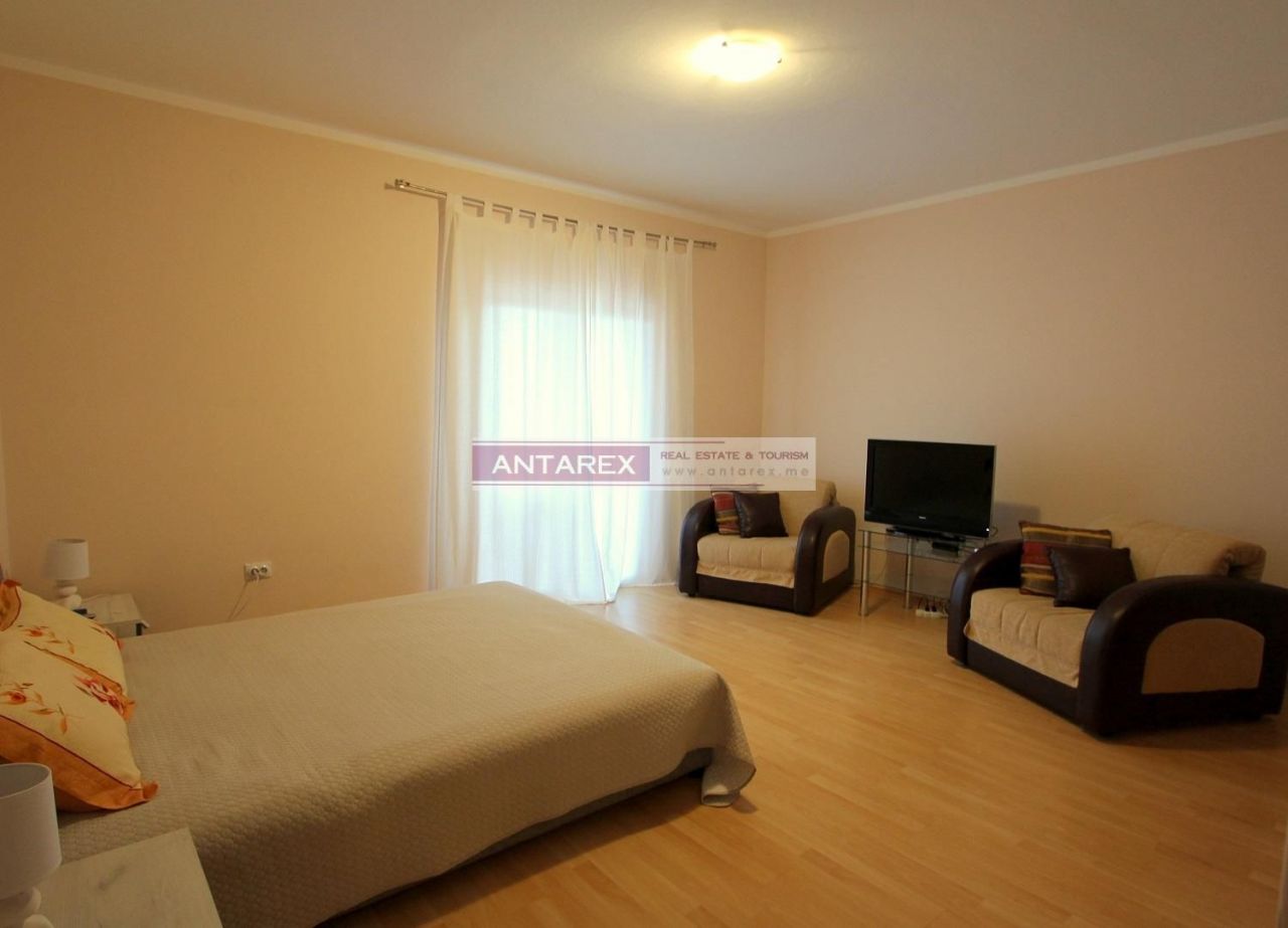 Апартаменты в Биеле, Черногория, 104 м² - фото 5