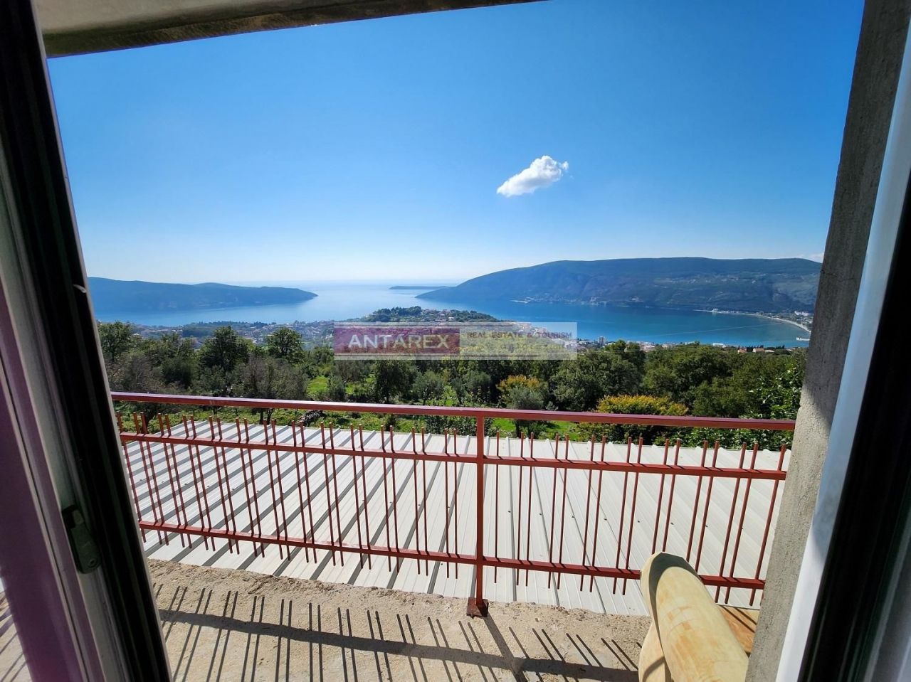 Вилла в Херцег-Нови, Черногория, 230 м² - фото 5