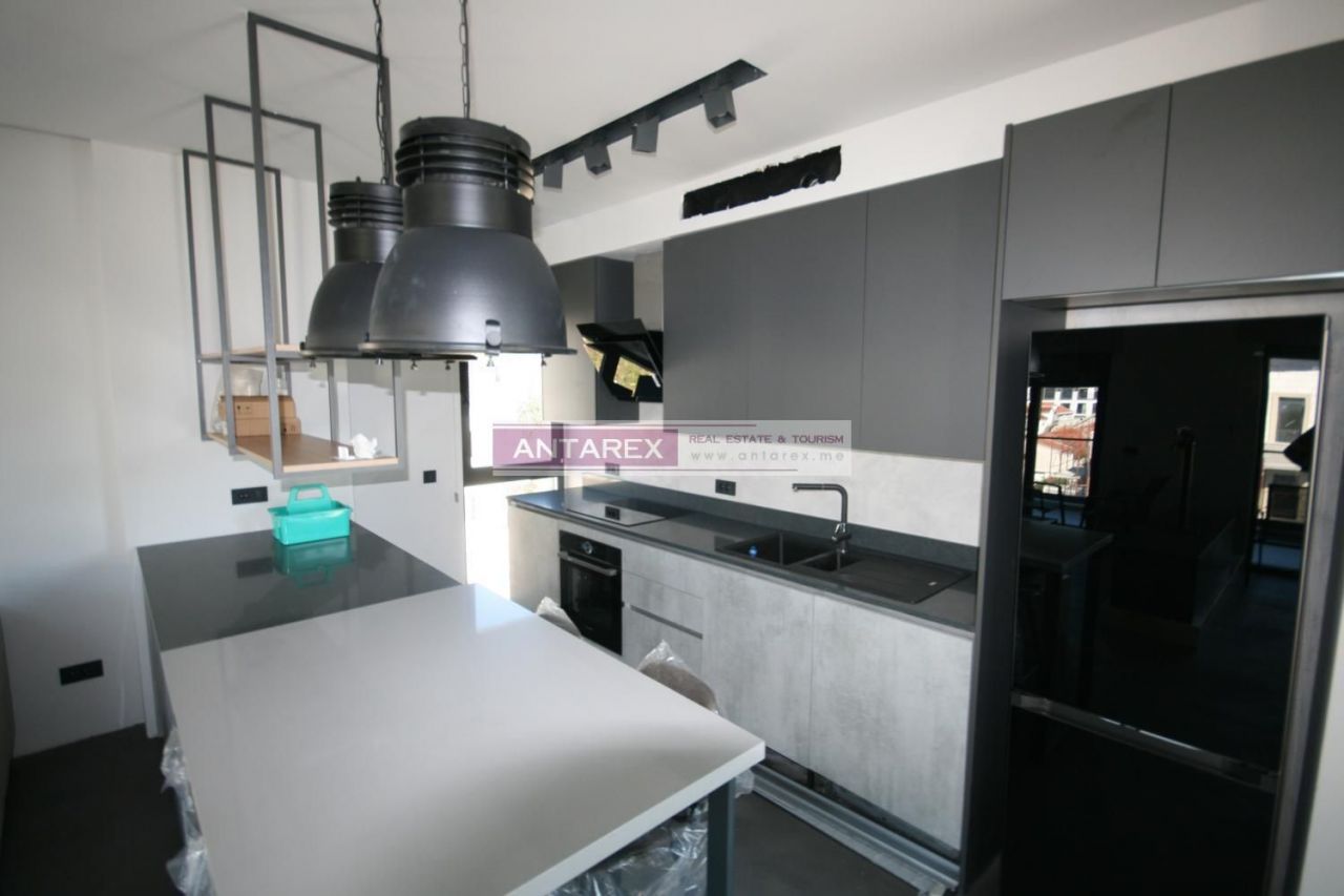 Апартаменты в Тивате, Черногория, 338 м² - фото 5