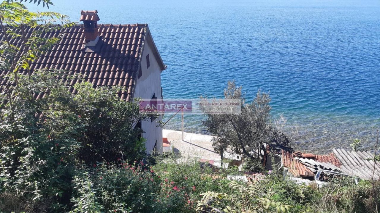 Вилла в Кумборе, Черногория, 161 м² - фото 5