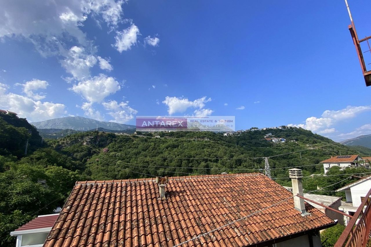 Вилла в Херцег-Нови, Черногория, 327 м² - фото 5