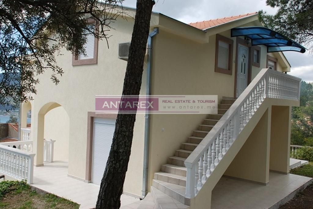 Вилла в Херцег-Нови, Черногория, 275 м² - фото 6