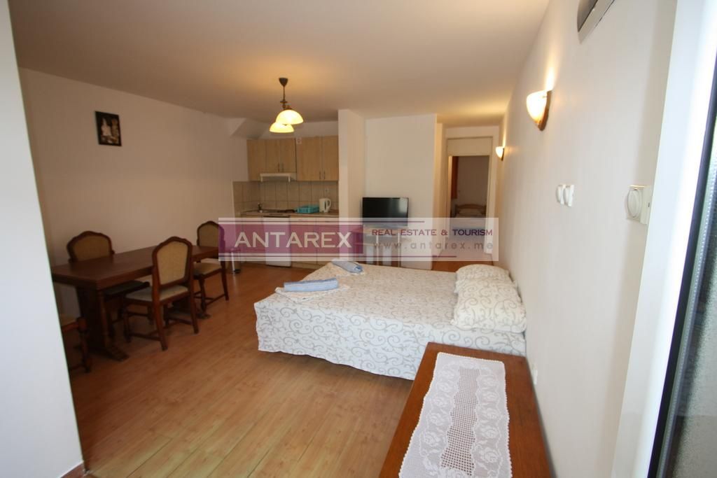 Коммерческая недвижимость в Дженовичах, Черногория, 299 м² - фото 6