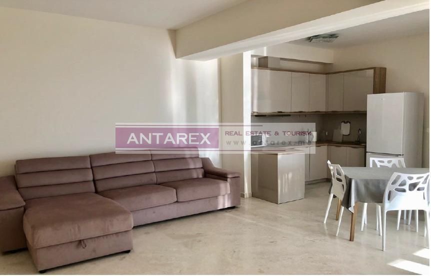 Апартаменты в Херцег-Нови, Черногория, 148.3 м² - фото 4