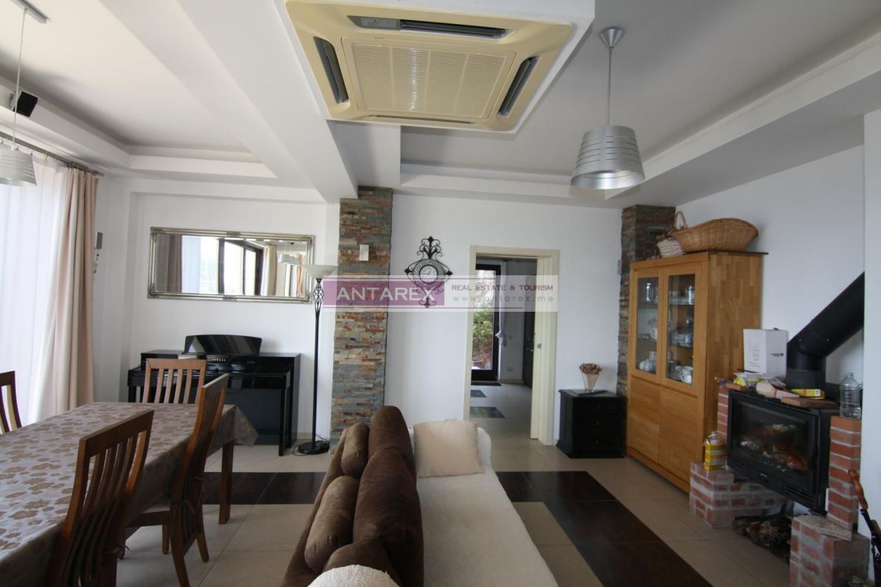 Вилла в Святом Стефане, Черногория, 392 м² - фото 6