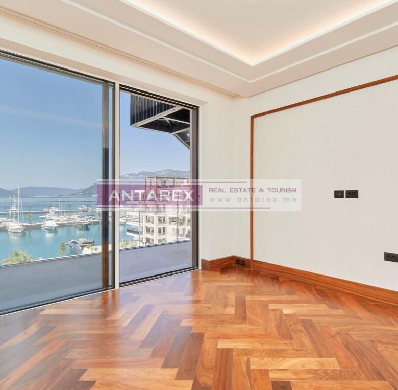 Апартаменты в Тивате, Черногория, 199 м² - фото 6