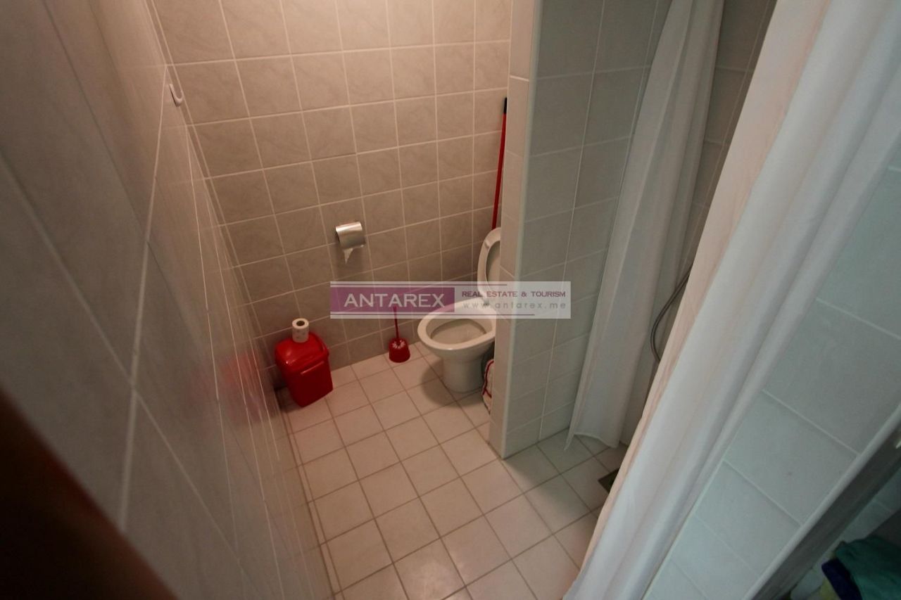 Коммерческая недвижимость в Херцег-Нови, Черногория, 22 м² - фото 6