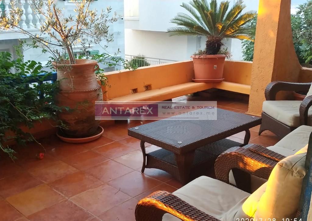 Вилла в Крашичах, Черногория, 200 м² - фото 6