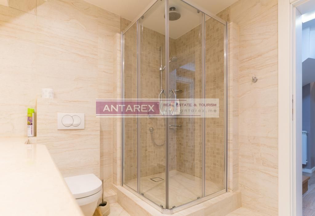 Апартаменты в Тивате, Черногория, 93 м² - фото 7