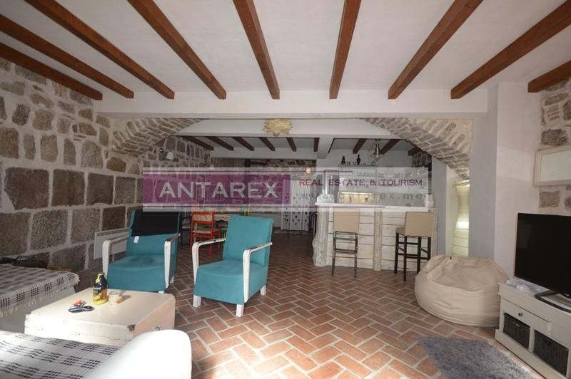 Апартаменты в Херцег-Нови, Черногория, 106 м² - фото 7