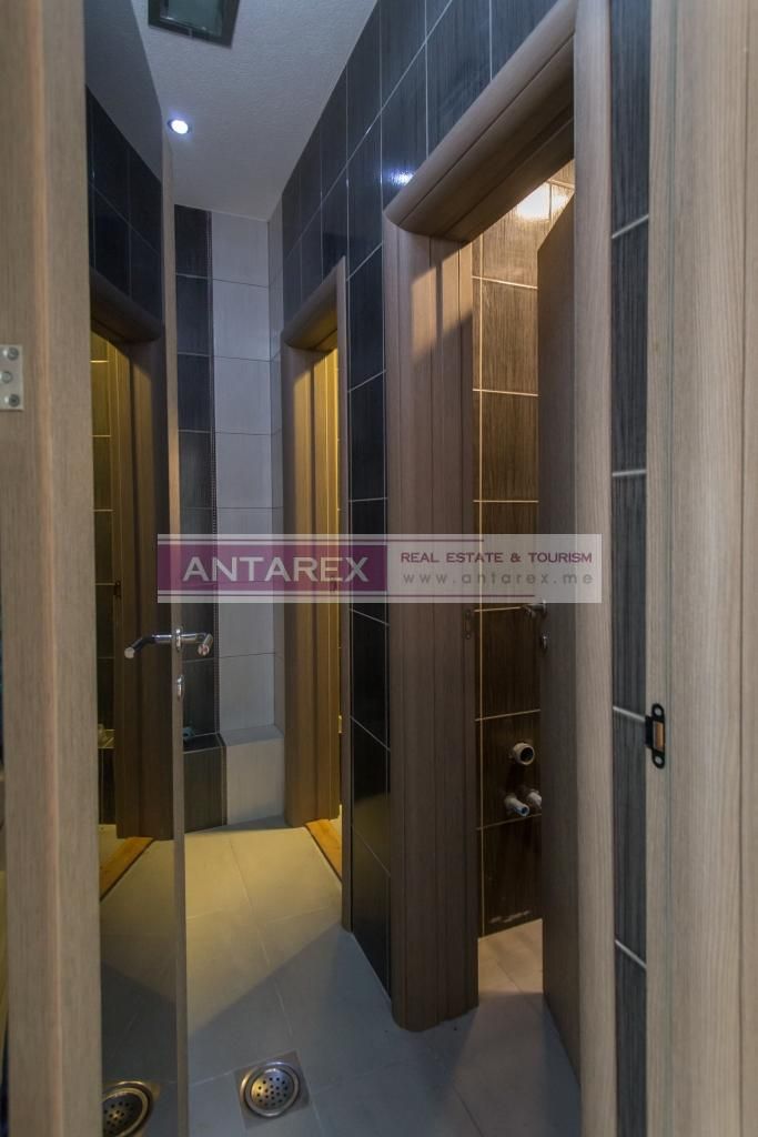 Коммерческая недвижимость в Херцег-Нови, Черногория, 102 м² - фото 7