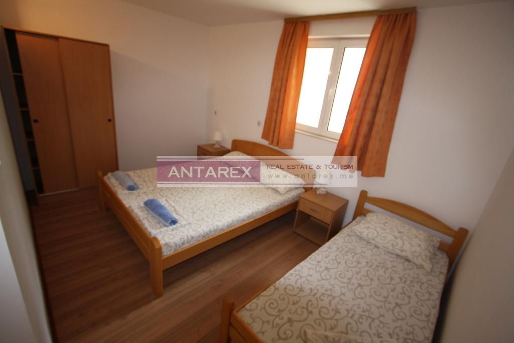 Коммерческая недвижимость в Дженовичах, Черногория, 299 м² - фото 7