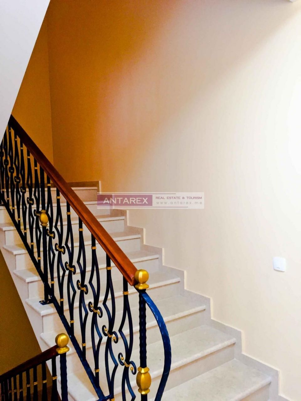 Вилла в Шушани, Черногория, 600 м² - фото 7