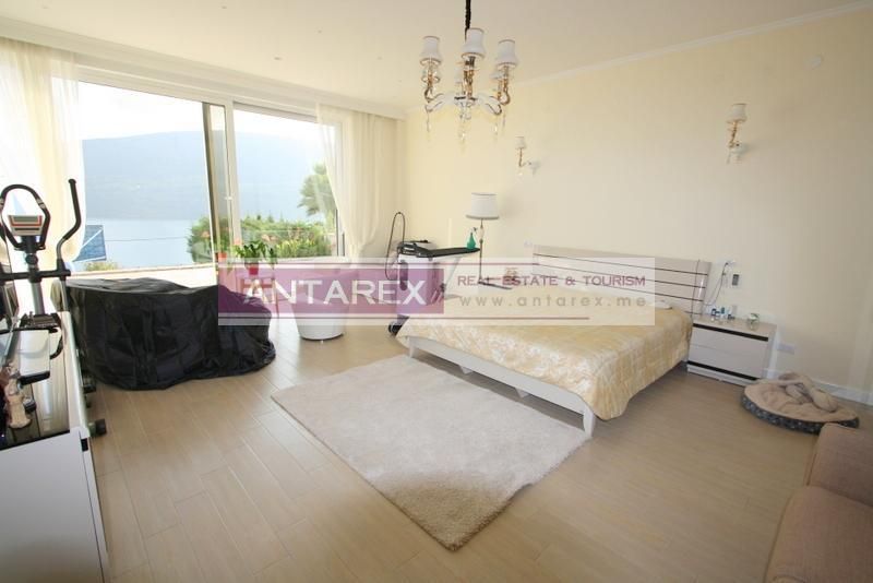 Вилла в Дженовичах, Черногория, 647 м² - фото 7