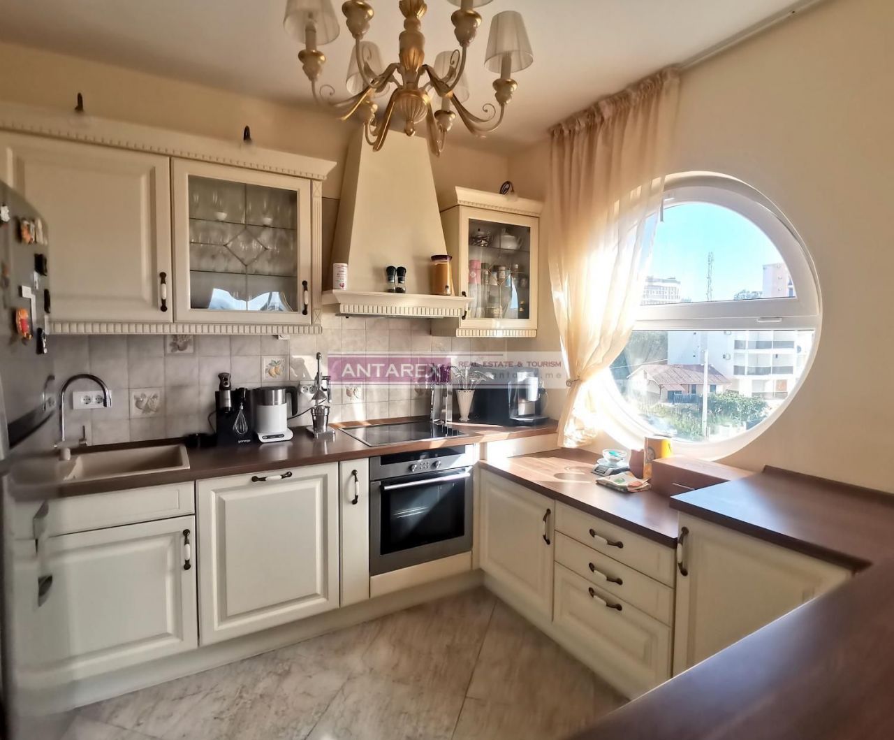 Апартаменты в Добра Воде, Черногория, 164 м² - фото 7